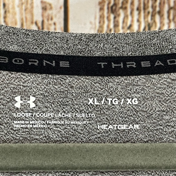 Under Armour, Loose Fit Heat Gear, Red White and Blue. Size XL. Excellent cond! - Picture 3 of 5